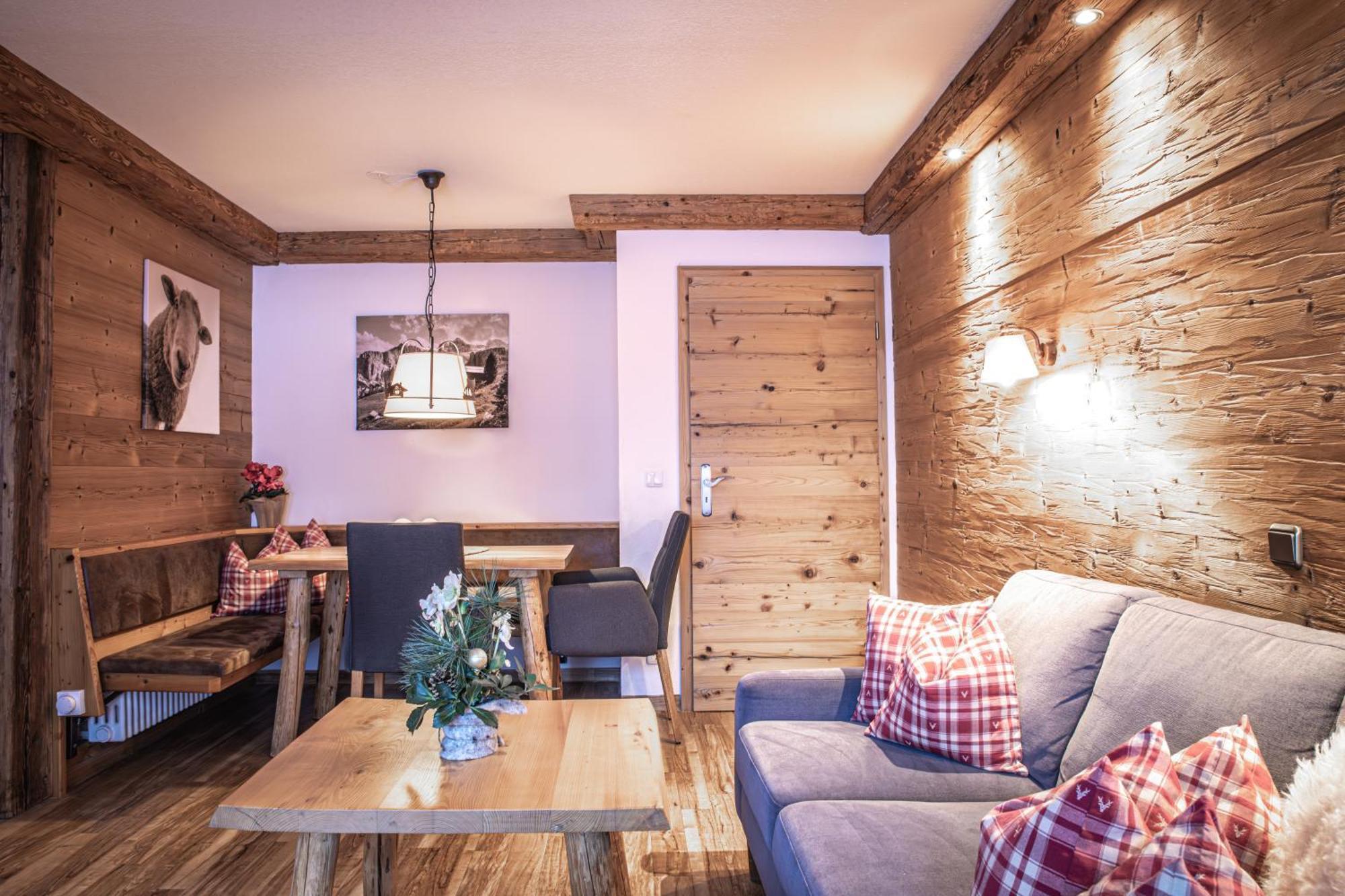 Brunnenhof Oberstdorf - Ferienwohnungen Mit Hotel Service Buitenkant foto
